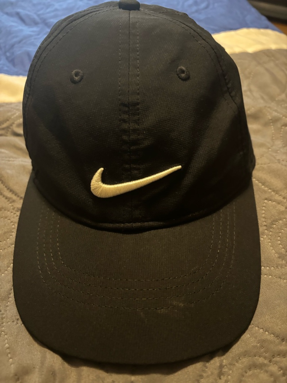 BRAND NEW ❤️ Nike Black Cap with White Swoosh